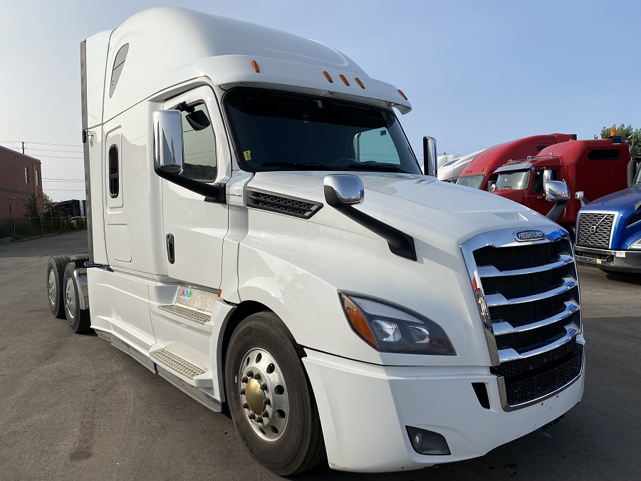 2019 Freightliner Cascadia - Royal Truck Sales