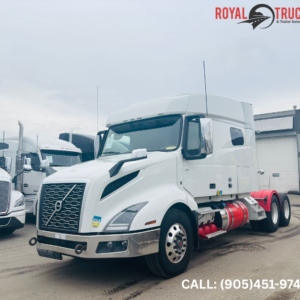 2022 VOLVO VNL 740 WITH APU