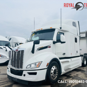 2023 PETERBILT 579- LOW KILOMETERS TRUCK