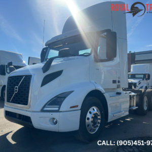2020 VOLVO VNR 300