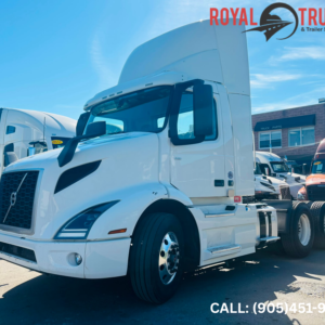 2021 VOLVO VNR 300 DAYCAB