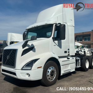 2021 VOLVO VNR 300
