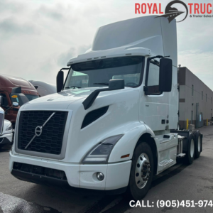 2021 VOLVO VNR 300