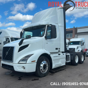 2021 VOLVO VNR 300 DAYCAB