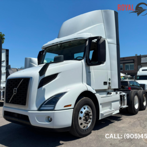2020 VOLVO VNR 300 DAYCAB