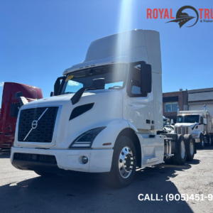 2021 VOLVO VNR 300 DAYCAB